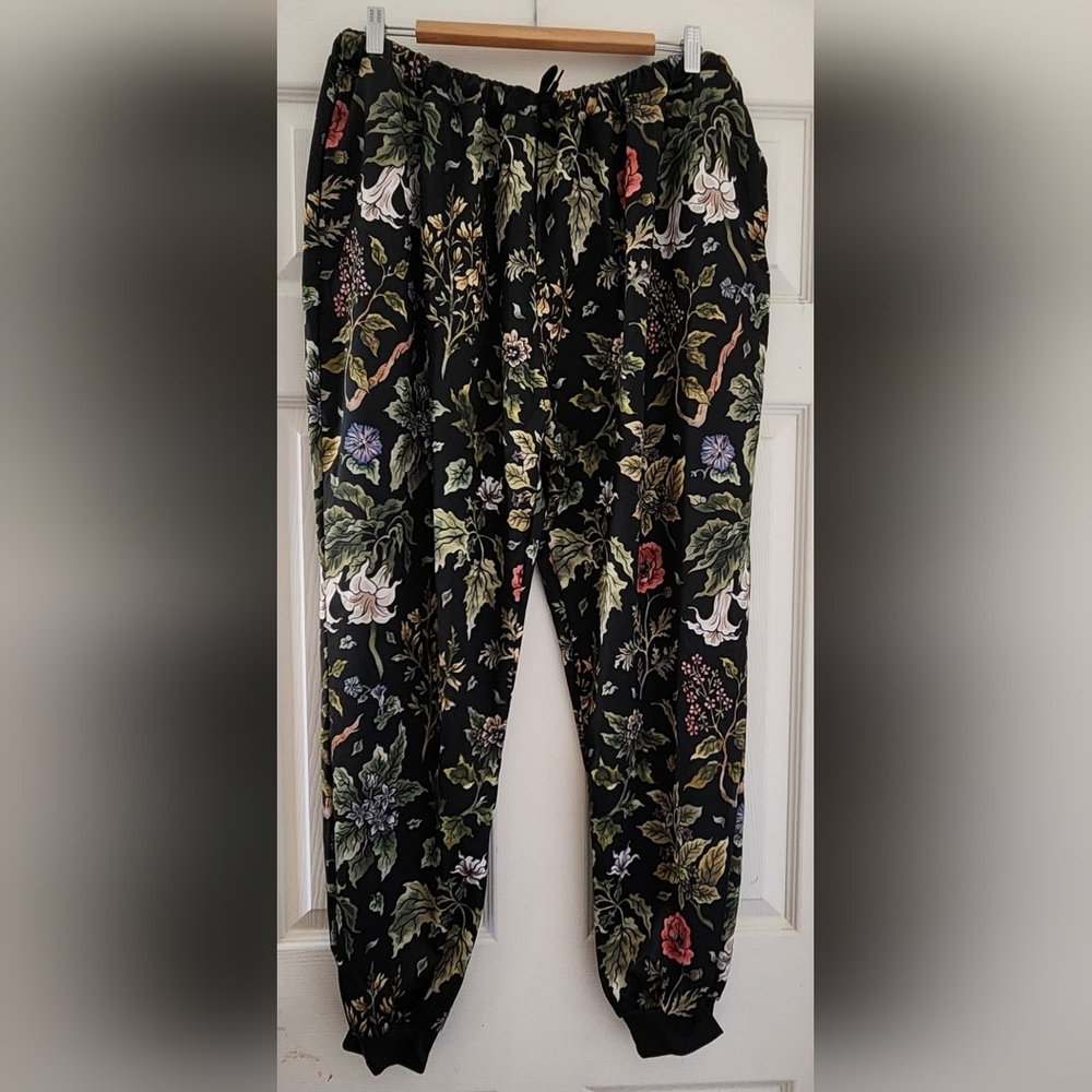Floral Black Jogger Pants 2xl-5xl